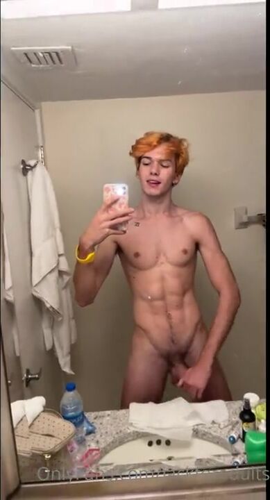 Red head unloads cum into the sink