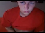 Ado en chemise rouge chaude se branle la bite
