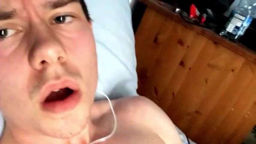 Uk gamer rhys takes horsecock bareback