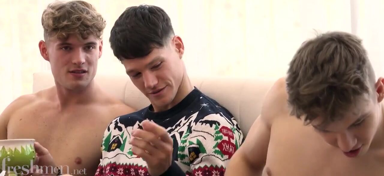 Hot boy romance trio fucking gay porn videos