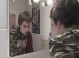 Schwuler twink-kurzfilm: romeos intensiver kuss