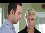 租房里的嫩男首次同志色情片