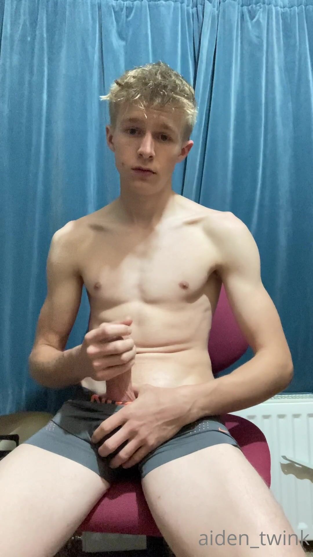 Aiden (barny) twink jerk off - rubax video