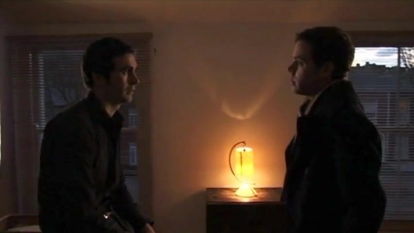 Abrigo de piel y sin bragas (2009) - acción sin condón entre joven ...