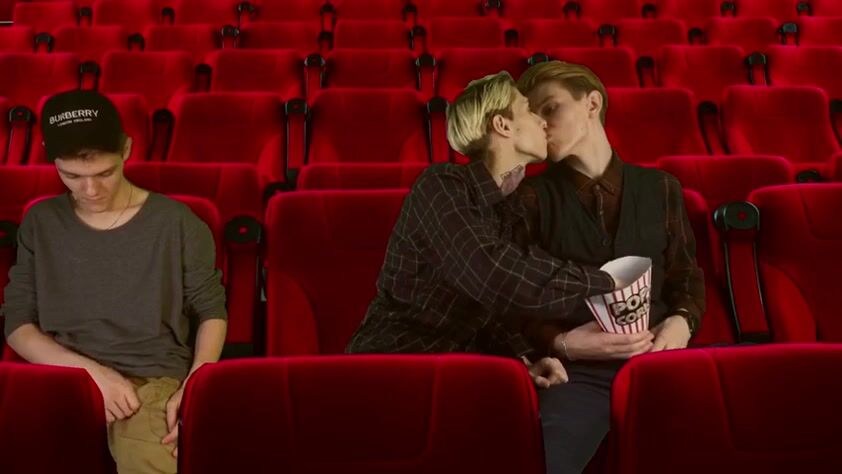 Two caseys & david have fun in the movie theater - rubax video