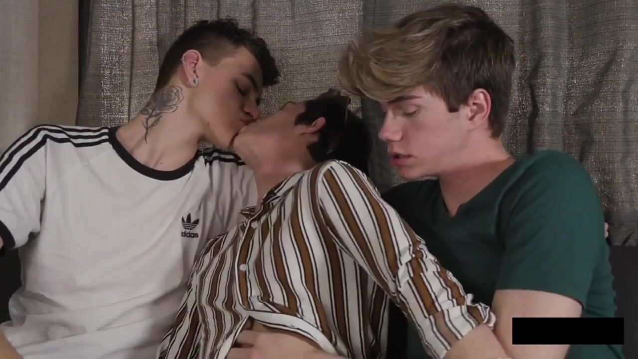 Rv bareback three-way gay porn videos