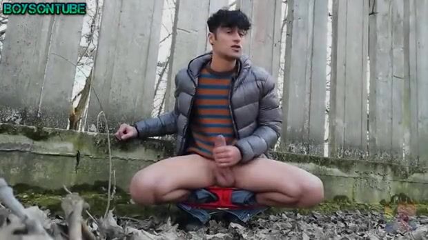 Ink sabian strokes cock bareback in yard