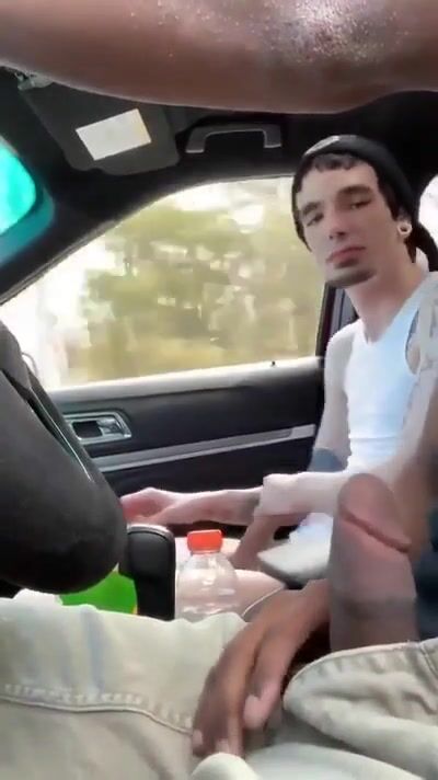 Boquete no carro com sabian