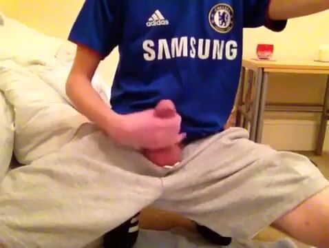 Twink soaks pants for daddy’s raw cock