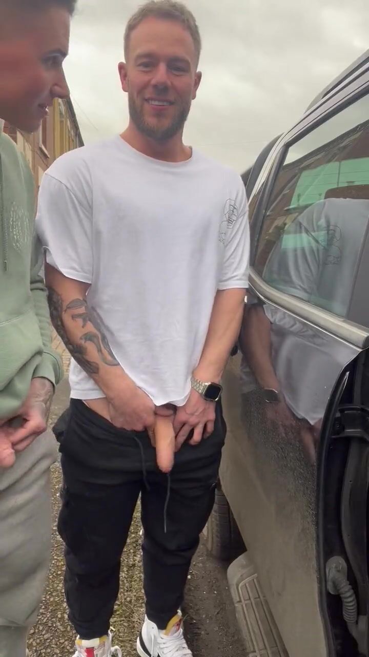 Selfie dad & son pissing together outside-no porn 310