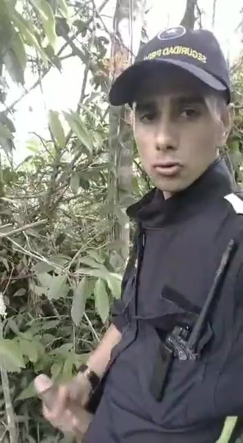 户外少年自拍打飞机射精