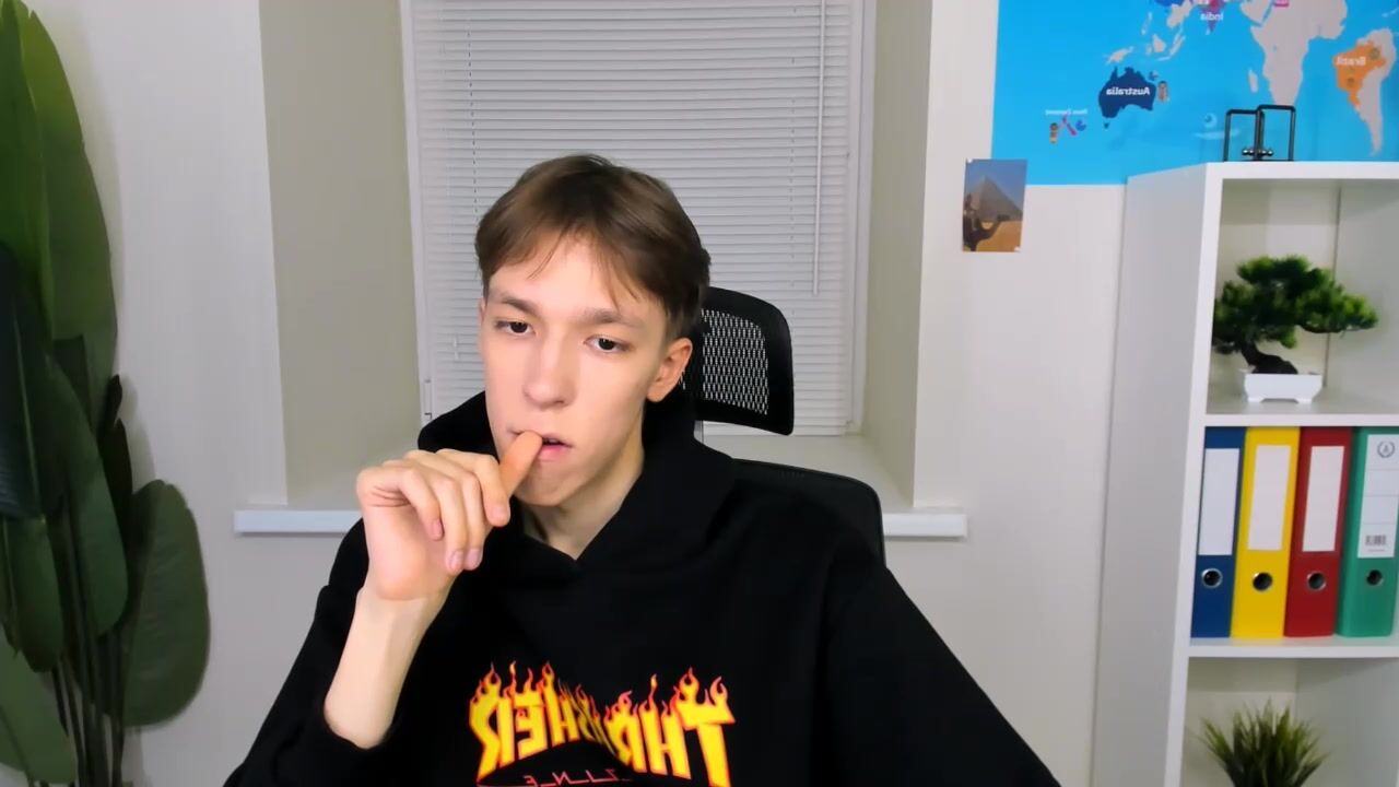 Sex hot porn twink camboy show markbranston show tube