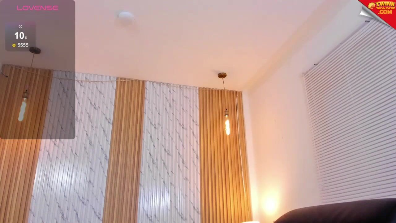 Live-sex-show mit dem twink billiejr auf webcam tube