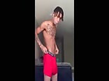 黑人少年展示性感身材拍男同色情片
