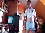 Big cum from sexy boy