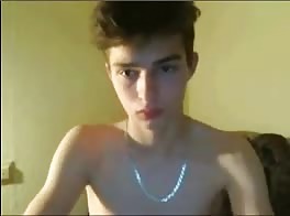 Sexy boy cums on web-cam