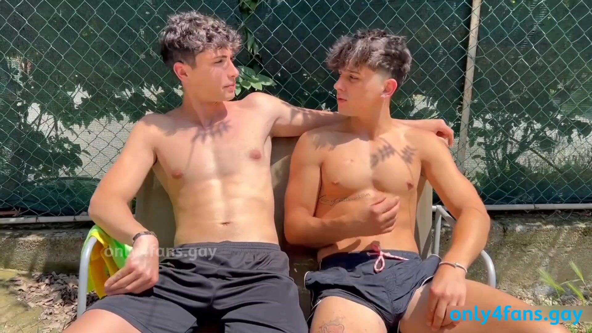 Sexy car wash twinks boys porn