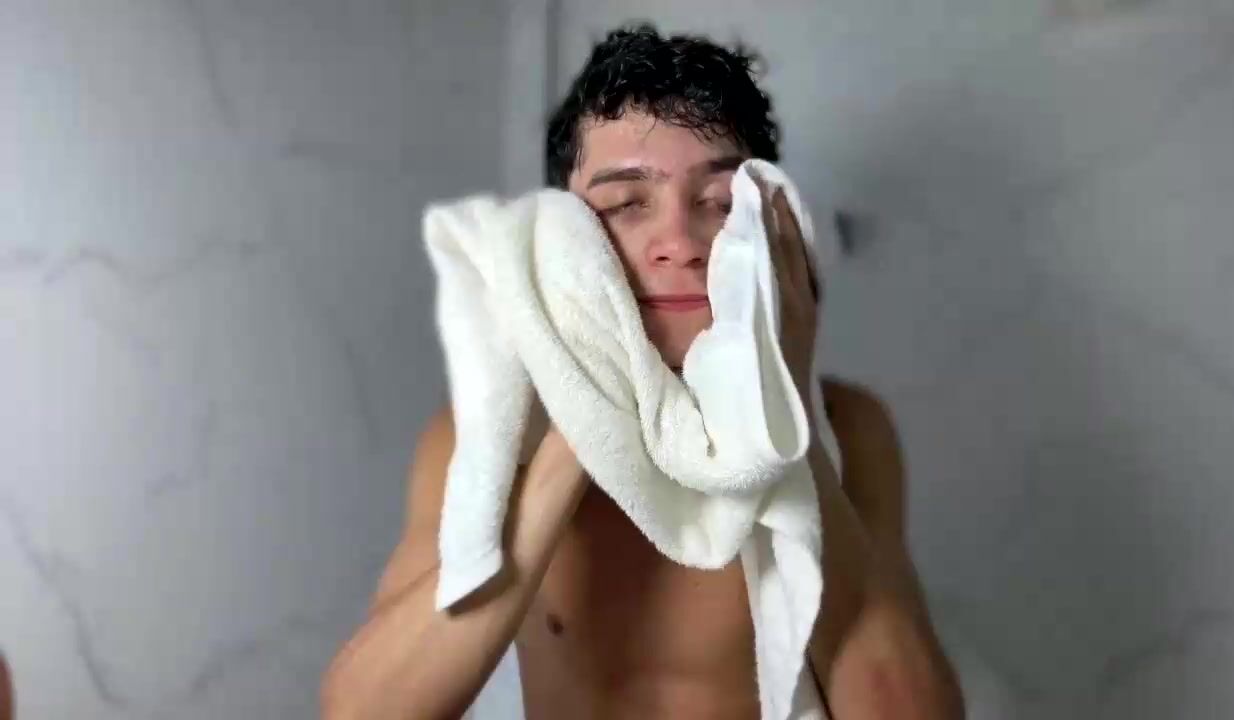Sexy hot twink camboy shower show cam hot tube
