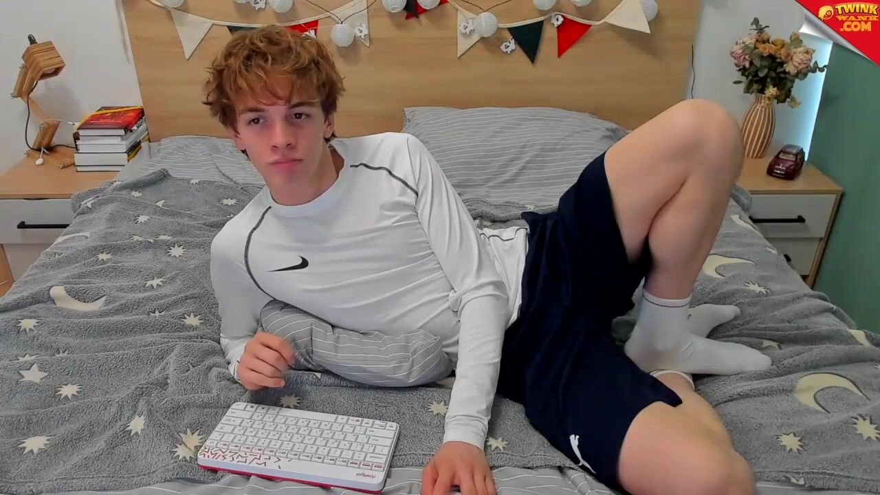 Sexy porn twink camboy lannyfandi show tube
