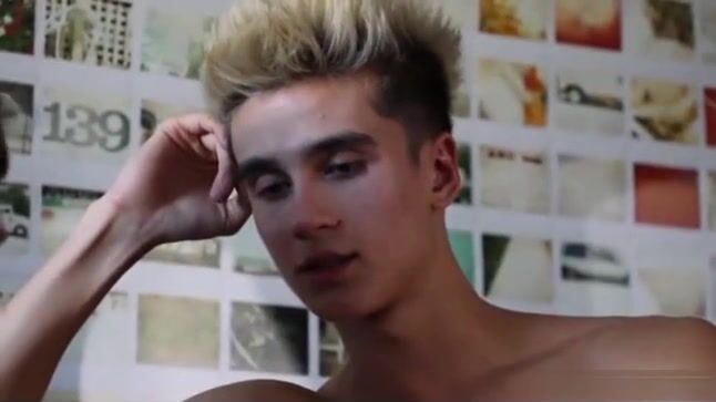 Sexy twink boys club play porn