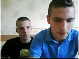 Twink reitet papas großen rohen schwanz 2