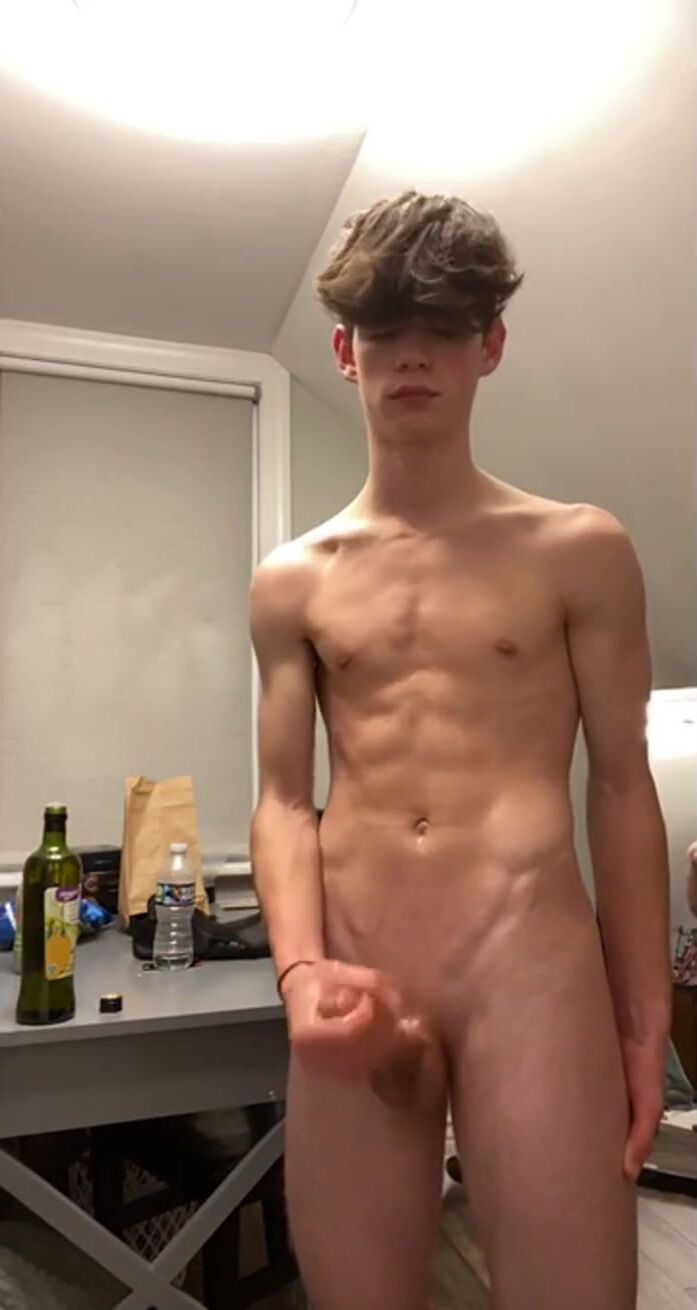 Twinks jerk cocks and shoot loads