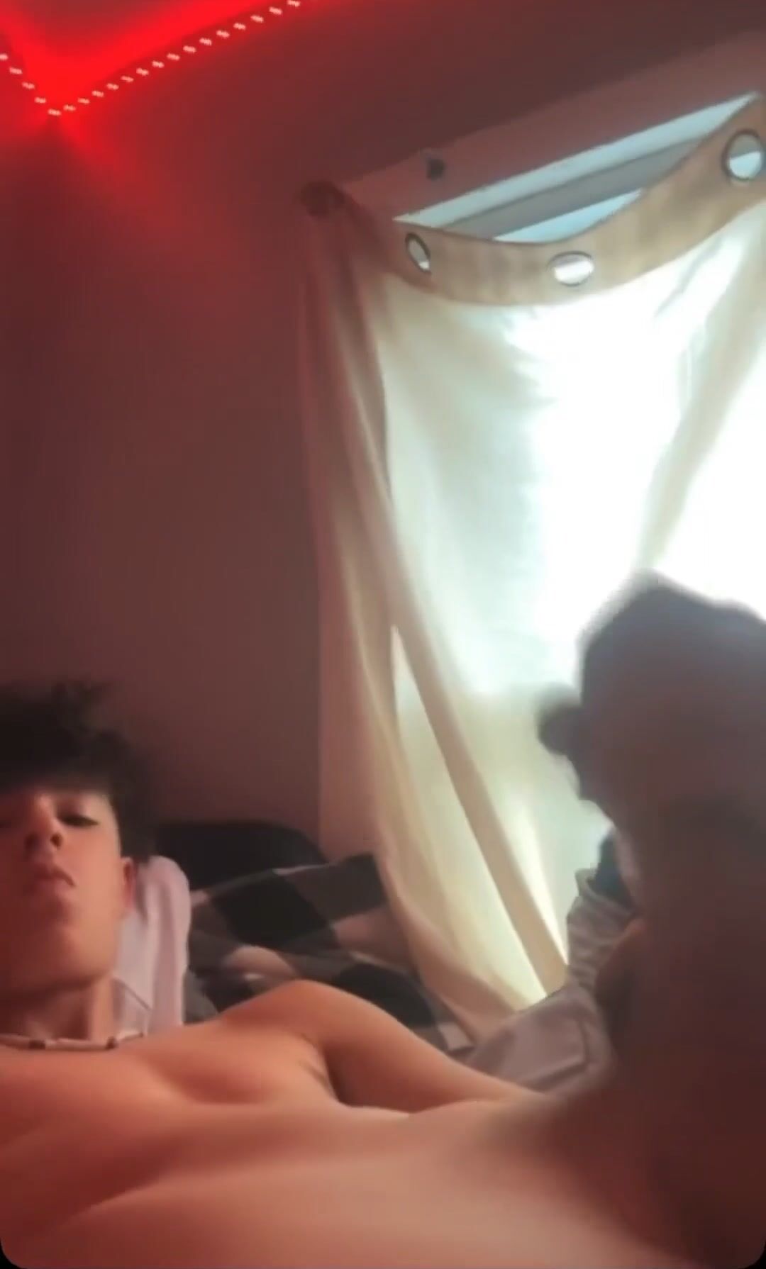 Twink wichst papas muskel-schwanz