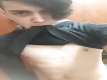 Schwuler boy zeigt sich auf iphone-kamera