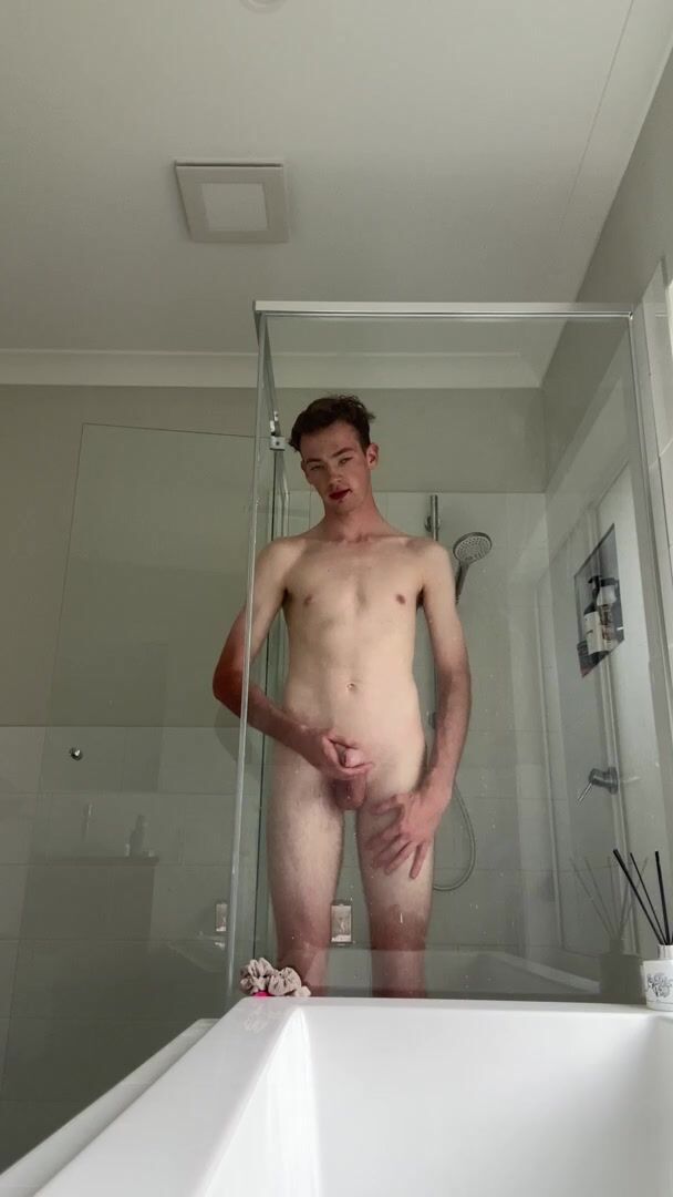 Seul sous la douche