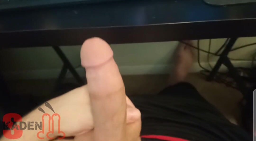 Skaden masturbates in front of his computer