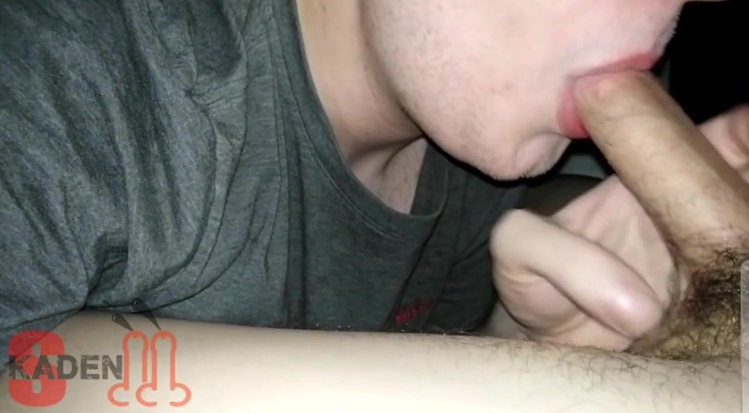 Skaden chupa o pau de um hétero gostoso