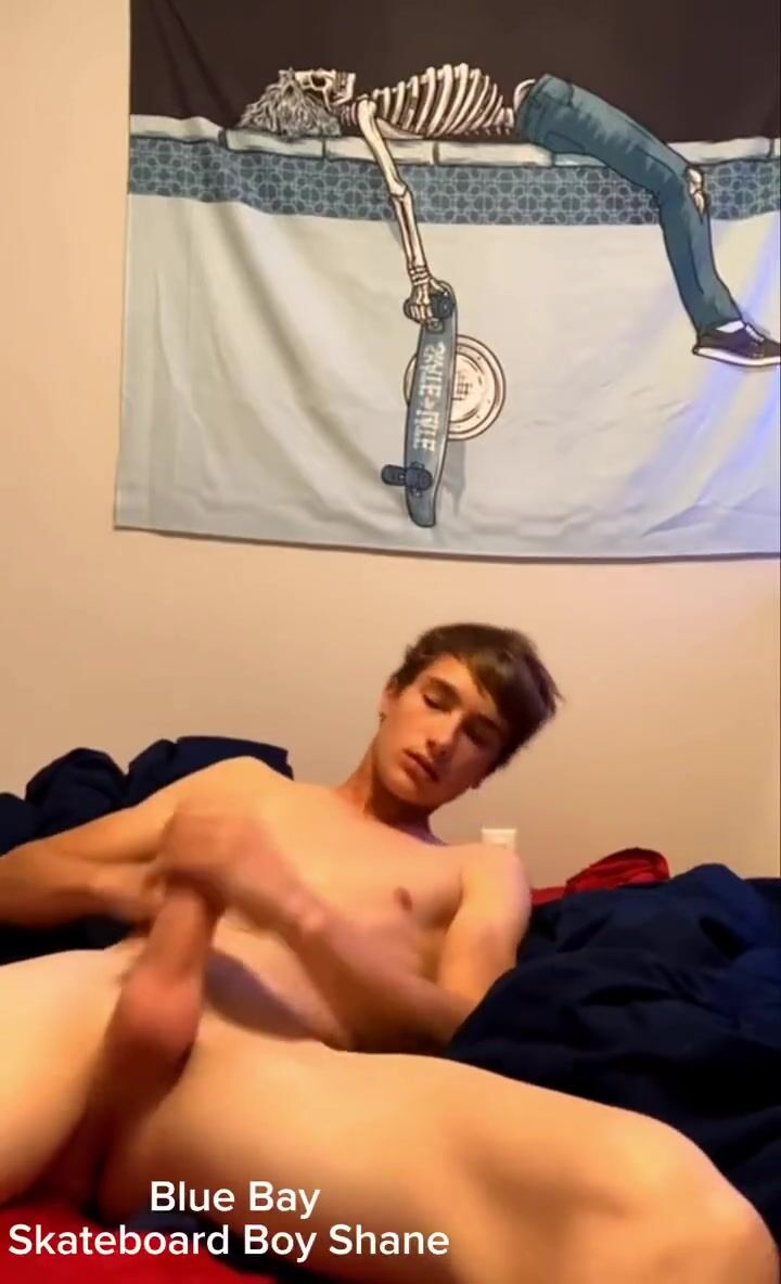 Skateboard boy shane cam twink porn