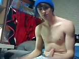Skater boy jerks - more @ gayboy.ca