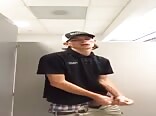 痩せた少年が早く射精する