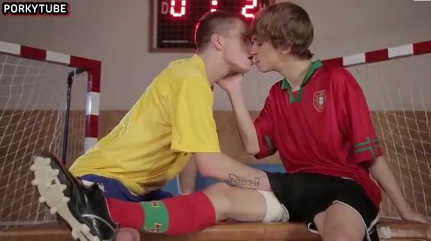 Young twink smell: hard gay porn