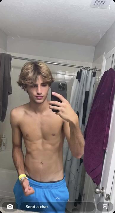 Adolescentes nus sem camisinha no snapchat