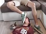 Snapchat stud dolphlourent shows off