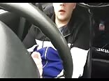 парни с огромными членами так много кончают в гей-порно