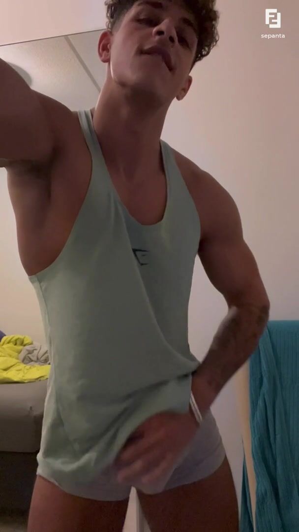 Moroccan muscle jerks hard cock