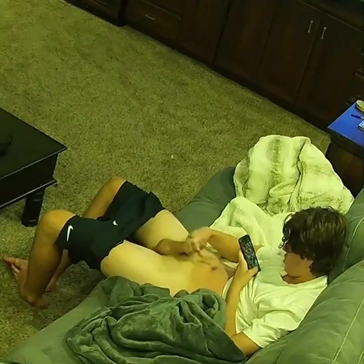 Spycam catches little bro wanking & cumming porn