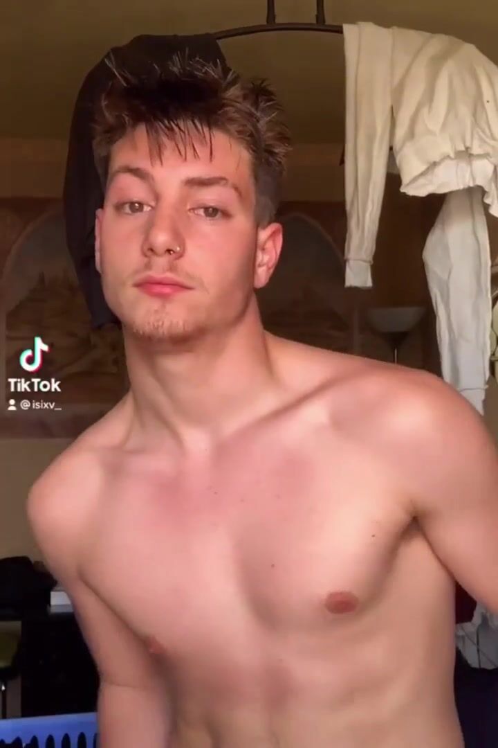 Baited str8 guy goes gay