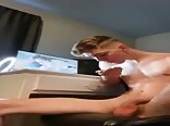 Hetero-twinks wichsen in pornovideos