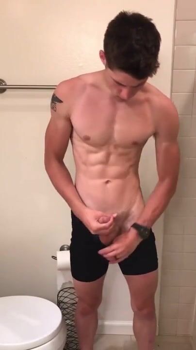Girls watch straight dude wank on cam boys
