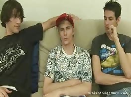 Südliche skater-cousins: hetero-jungs gehen hart ran