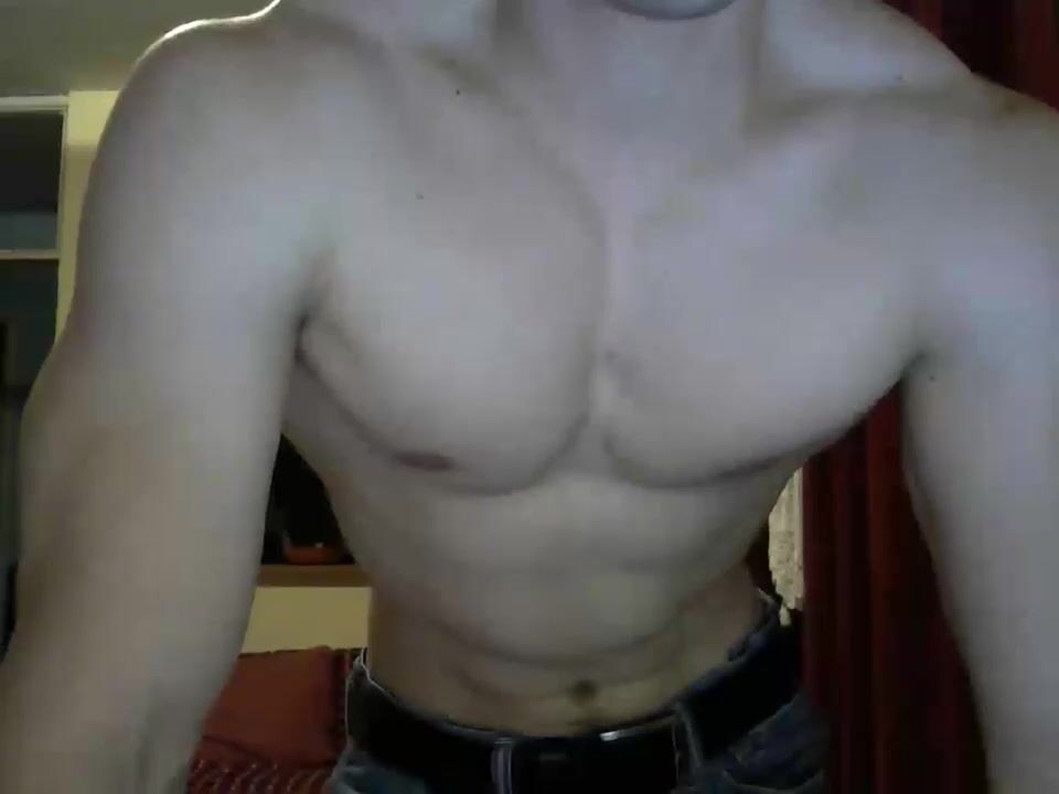Tricked straight webcam bareback cock with muscle daddy