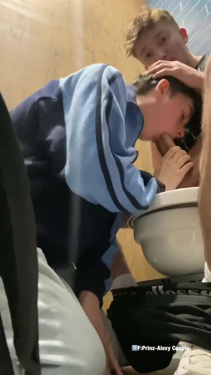 商场厕所给男人口交