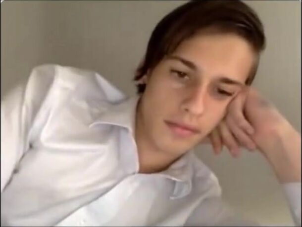 Super cute guy jerk off show