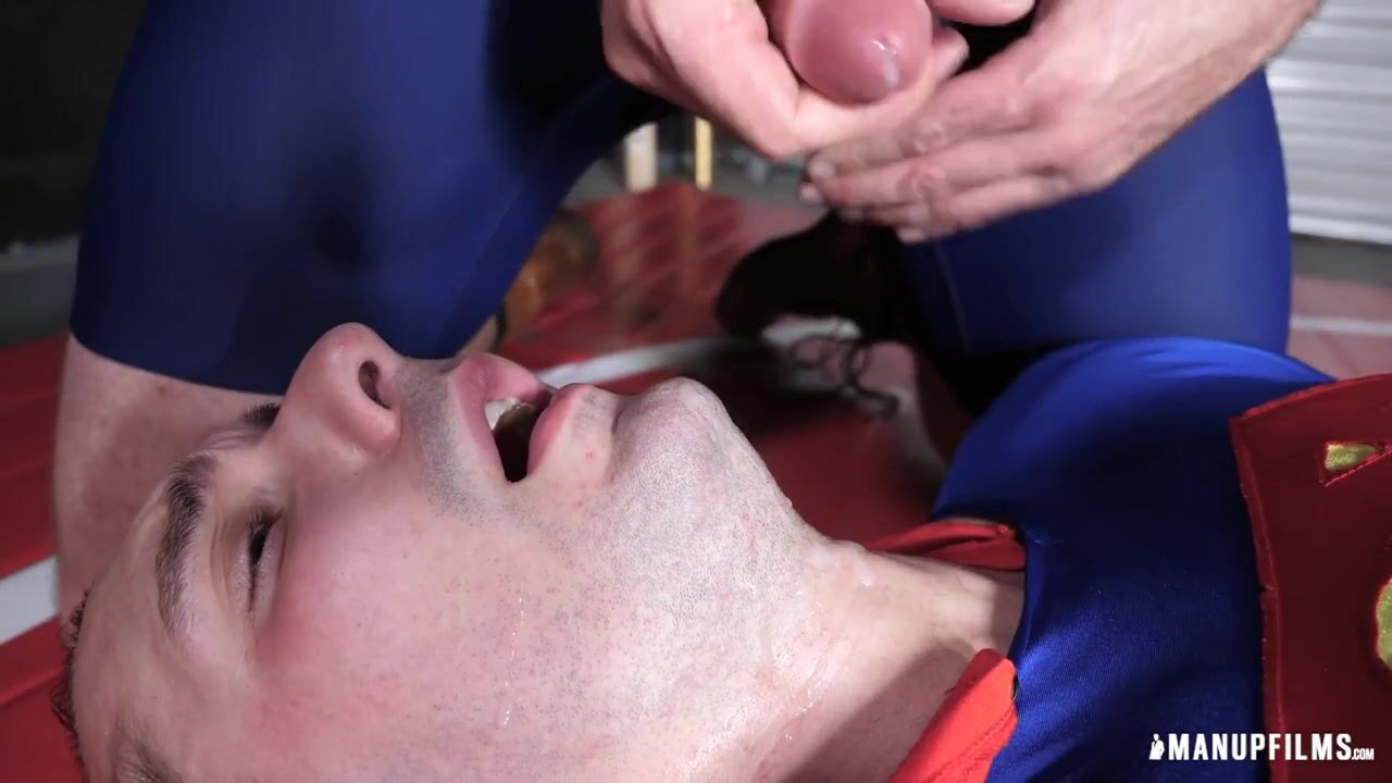 Superman wrangles sex