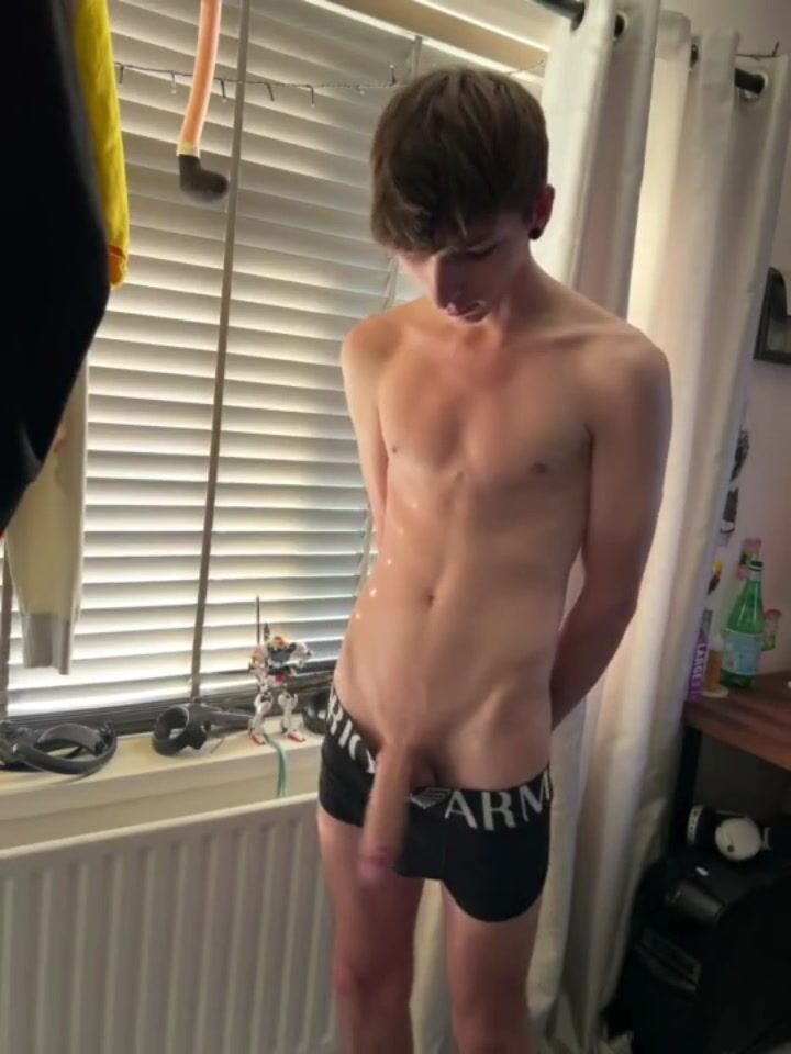 Swining his big dick around