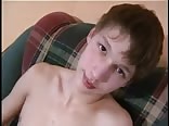 Sydney-twink nimmt papas bareback-schwanz